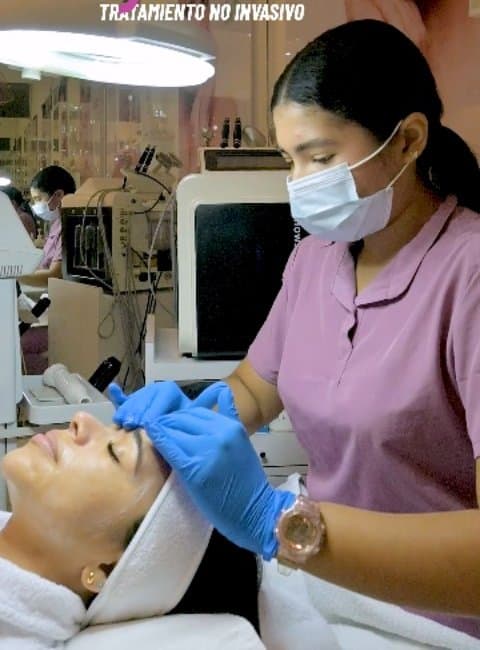 Facial de cabina en Maryah Spa